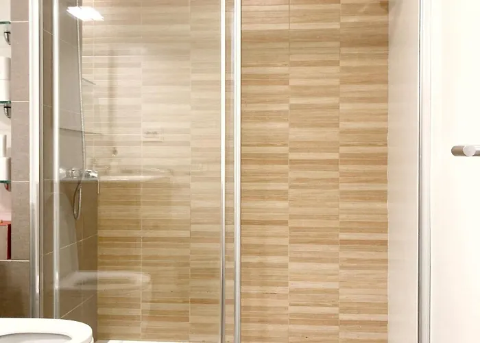 Sagasta Beachfront With Balcony アパート